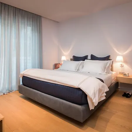 Villa Ultraluxury Elyzeum With Heated Pool Trogir