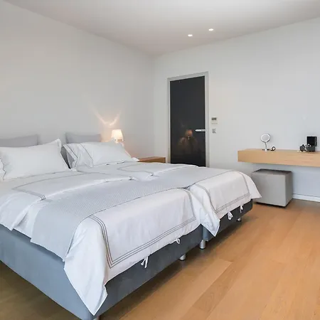 Villa Ultraluxury Elyzeum With Heated Pool