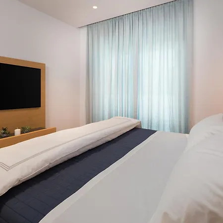 Villa Ultraluxury Elyzeum With Heated Pool Trogir