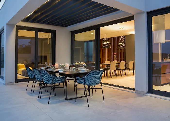 别墅 Ultraluxury Elyzeum With Heated Pool *