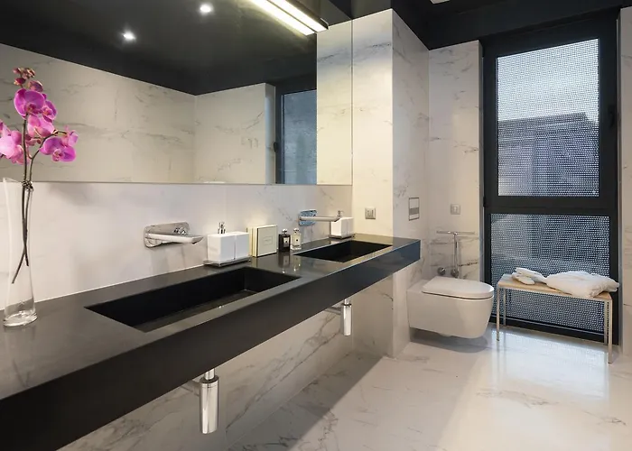 Ultraluxury Elyzeum With Heated Pool 别墅 *