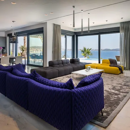 Ultraluxury Elyzeum With Heated Pool * Trogir
