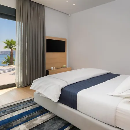 فيلة Ultraluxury Elyzeum With Heated Pool تروغير