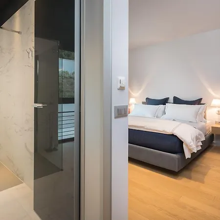 Ultraluxury Elyzeum With Heated Pool