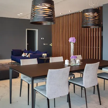 Ultraluxury Elyzeum With Heated Pool *