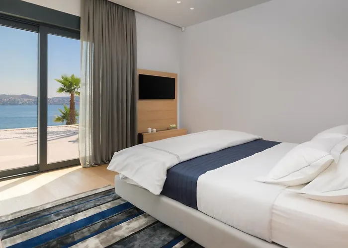 Vila Ultraluxury Elyzeum With Heated Pool Trogir