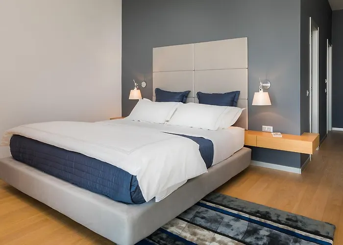 Ultraluxury Elyzeum With Heated Pool Vila