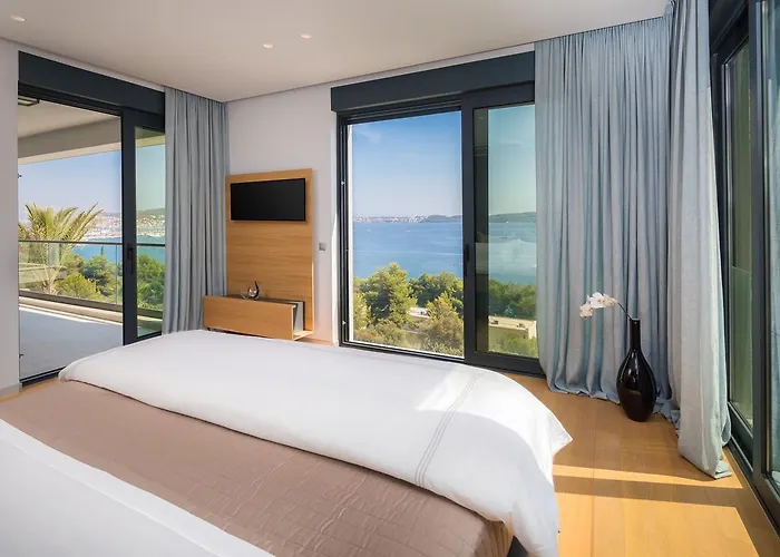 Vila Ultraluxury Elyzeum With Heated Pool