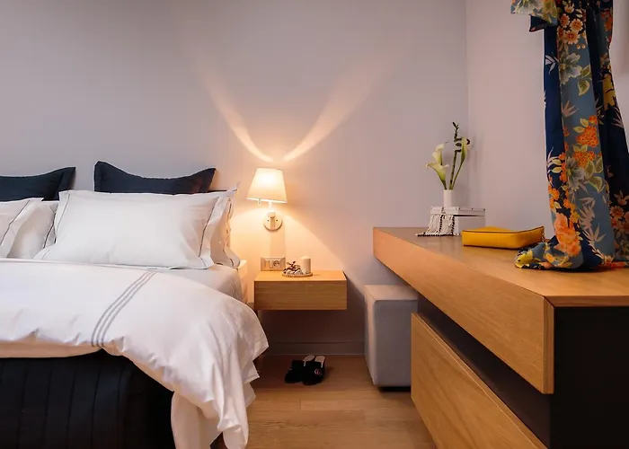 Ultraluxury Elyzeum With Heated Pool * Trogir