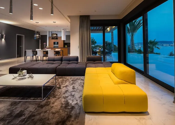 Vila Ultraluxury Elyzeum With Heated Pool Trogir