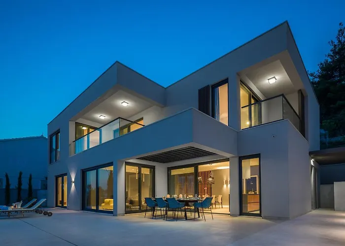 Vila Ultraluxury Elyzeum With Heated Pool Trogir