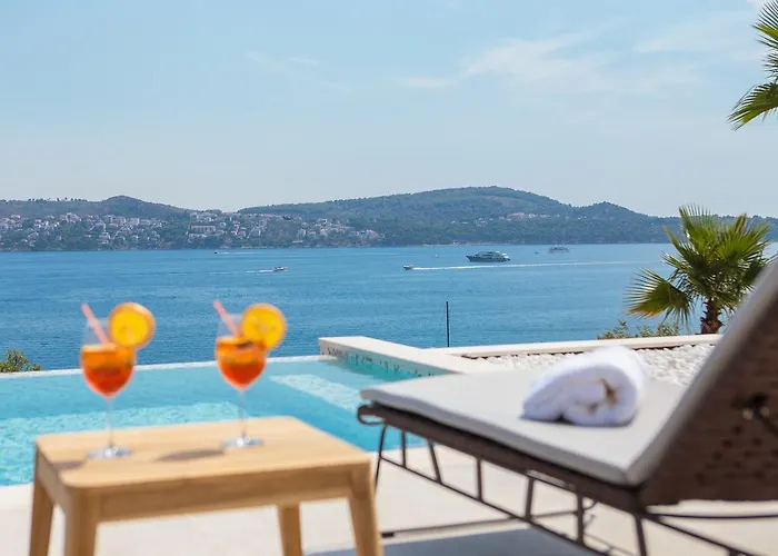 Vila Ultraluxury Elyzeum With Heated Pool *