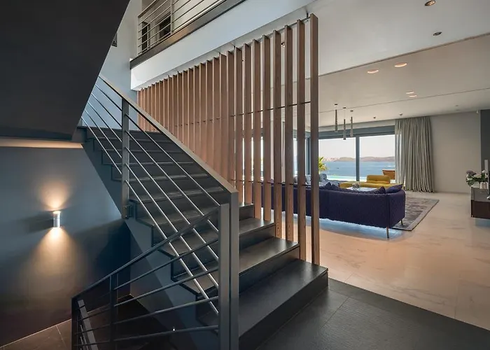 Ultraluxury Elyzeum With Heated Pool Villa