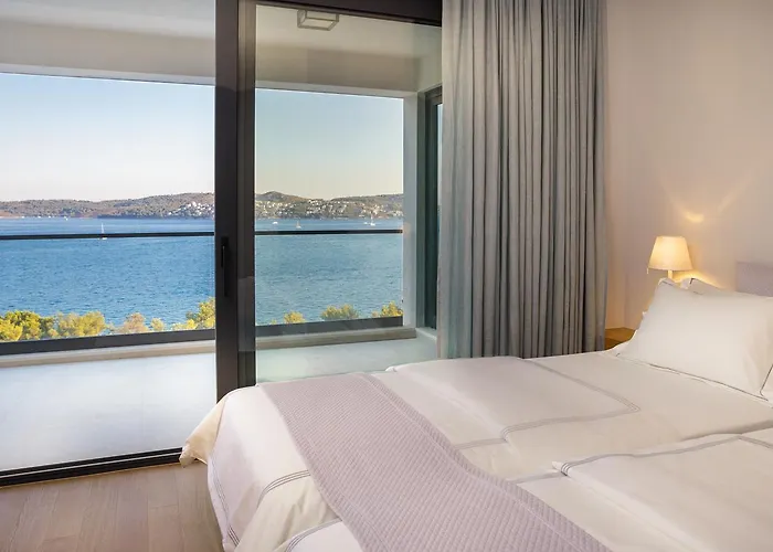 Vila Ultraluxury Elyzeum With Heated Pool